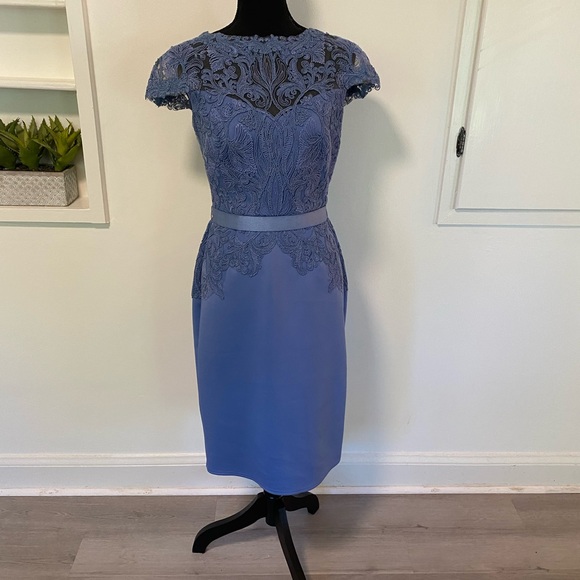 Tadashi Shoji Corded Lace Cap-Sleeve Cocktail Dress - Picture 2 of 12